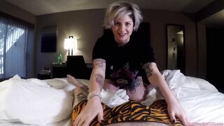 A quick morning fuck with busty goddess Ava Minx in my hotel room before checkout