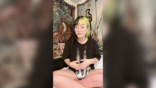 BigTittyGothEgg Dick Size 101