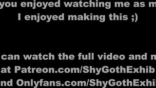 Teaser - Longboarding with Major Upskirt View (no Panties!)