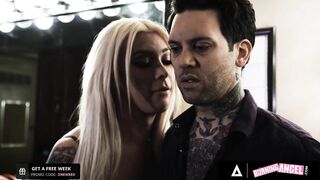 Jane Wilde's last Threesome with Trans Aubrey Kate before her Divorce