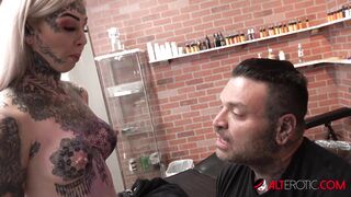 Sascha Plays with Amber Luke while she Gets Tattooed