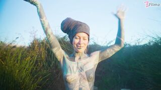 Alternative Couple having Wild Outdoor Sex in Outdoor Hot Spring