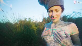 Alternative Couple having Wild Outdoor Sex in Outdoor Hot Spring