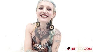 River Dawn Ink in her first Hardcore Fuck Scene