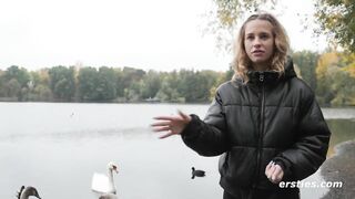 Ersties - Nina J's Heißes Workout Im Fitnessstudio