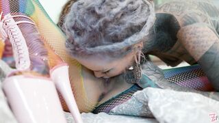 Lesbian HARDCORE ANAL Fun - Anuskatzz +stacy Bloom having Squirt + Fisting Fun. more PORN: Z-filmz