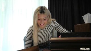 Hot Blonde Hard Wet Fuck and Gets Cumshot from old Grandpa in a Hotel Room