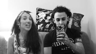 We have Fun on the Sofa - come with Us!
