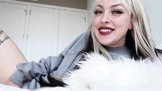 Girlfriend's Persuasive CEI