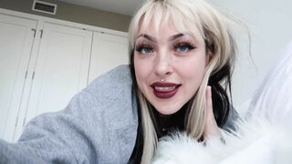 Girlfriend's Persuasive CEI