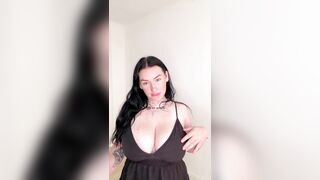 Big Boob Teen Talks Dirty to you