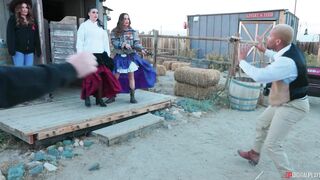 DIGITAL PLAYGROUND - Exclusive look behind the Scenes of new Series Gold Diggers!