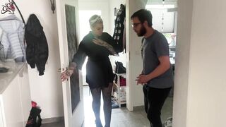Notgeile Stiefmutter Den Uni-Kumpel Vom Stiefsohn Verführt