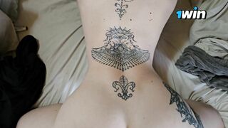 Rubia De Tetas Naturales Es Cogida Bien Duro Por El Culo Hasta Quedar Abierto y Lleno De Leche