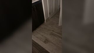 Stepmom Dandy Lyons Can’t Resist Creampie