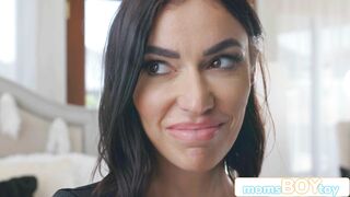 Seductive Witch Venus Valencia uses Big-Dick Stepson as her Sex-Treat for Halloween S4:E4